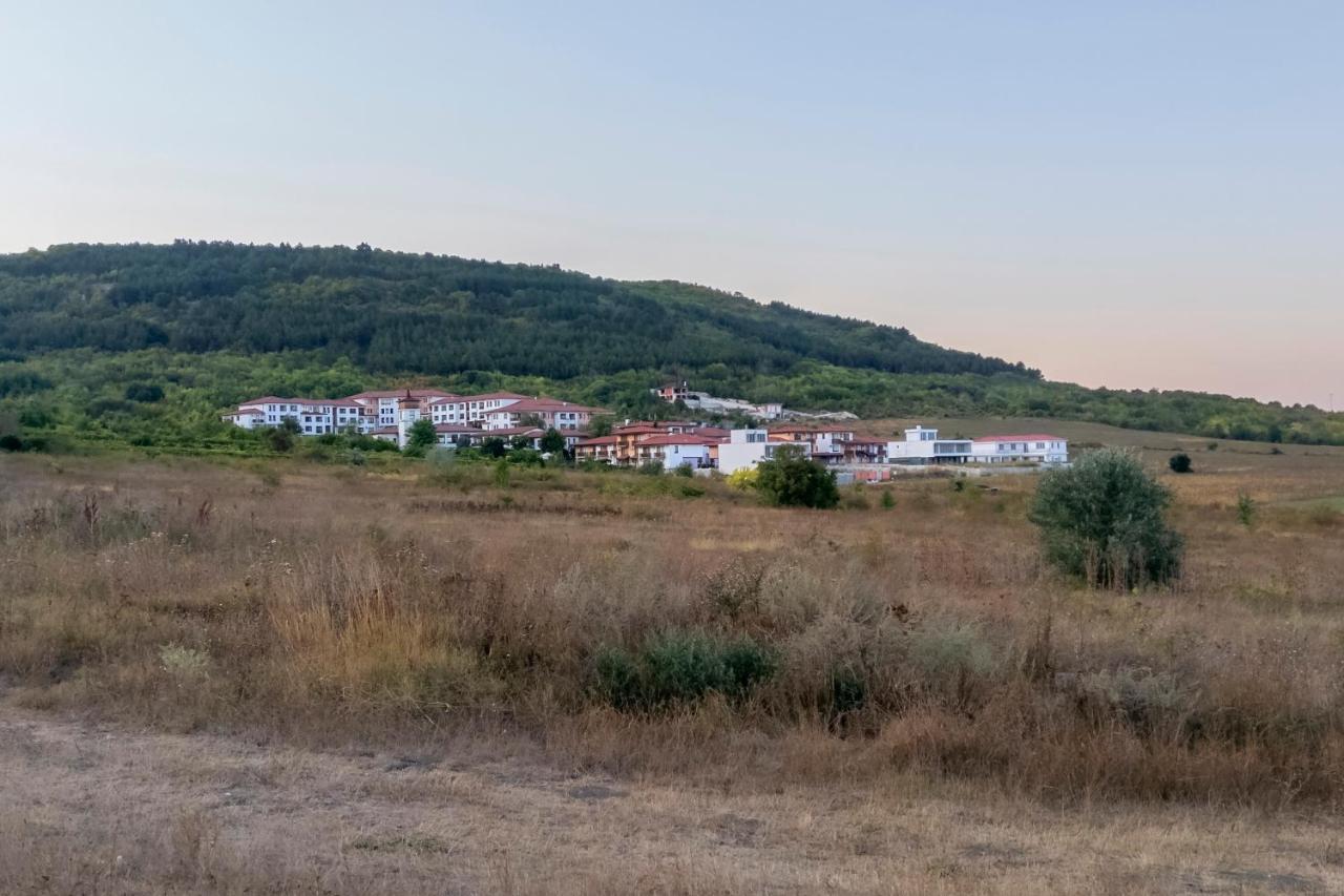 Harmony Hills Kolevi Apartments Рогачево Экстерьер фото